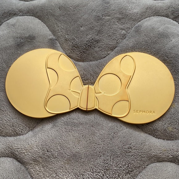 Disney x Sephora Minnie Compact Mirror - Picture 4 of 6
